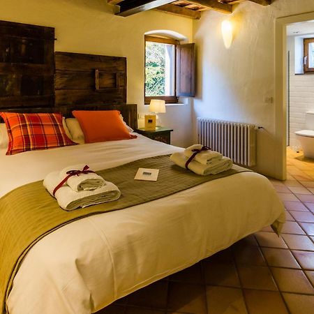 B&B La Rectoria De Sant Miquel De Pineda Sant Felíu de Pallarols Dış mekan fotoğraf