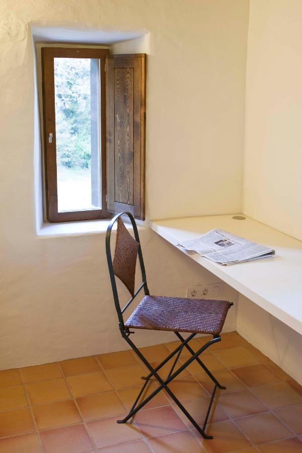 B&B La Rectoria De Sant Miquel De Pineda Sant Felíu de Pallarols Dış mekan fotoğraf
