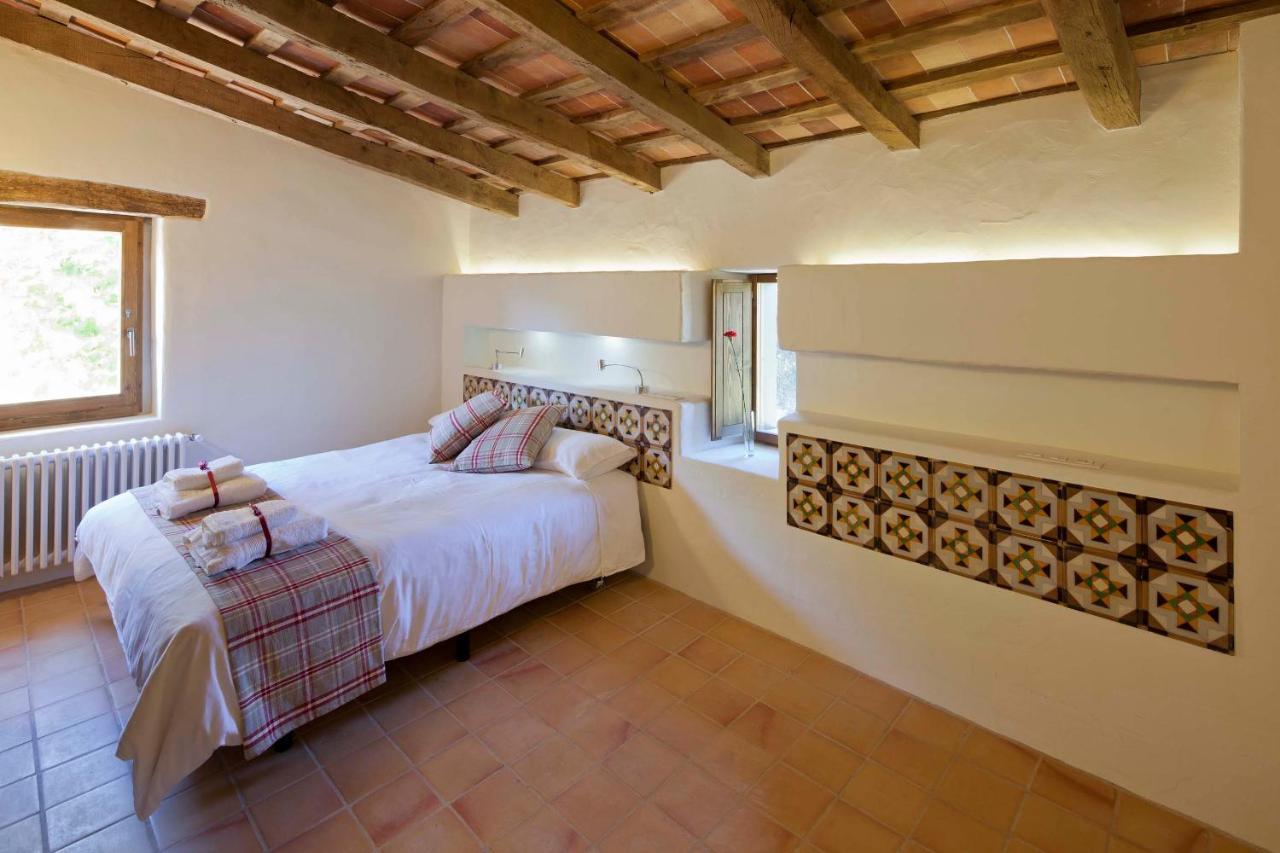 B&B La Rectoria De Sant Miquel De Pineda Sant Felíu de Pallarols Dış mekan fotoğraf